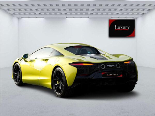 MCLAREN Artura - Image 2