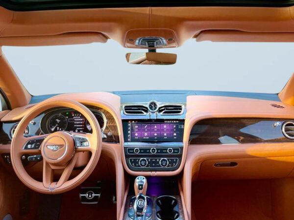 BENTLEY Bentayga - Image 4