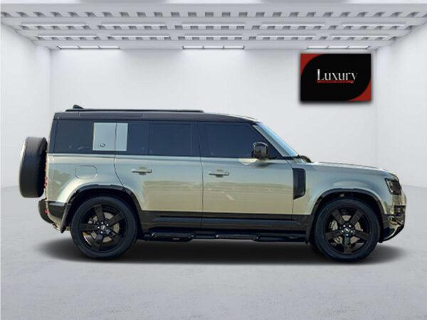 LAND ROVER Defender - Image 2