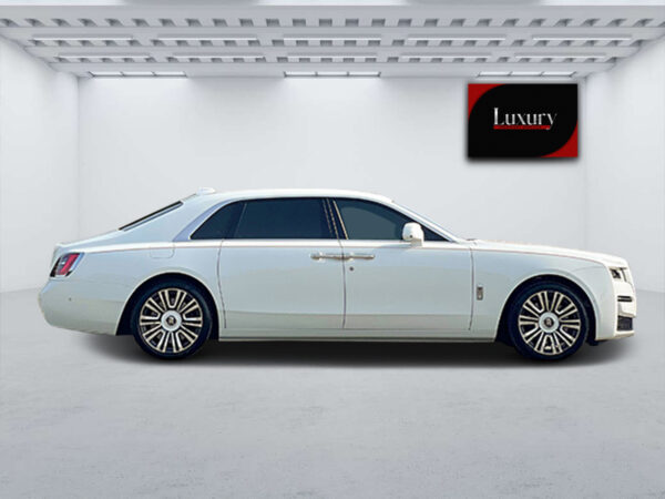 ROLLS ROYCE Ghost - Image 2