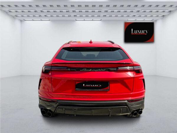 LAMBORGHINI Urus - Image 2