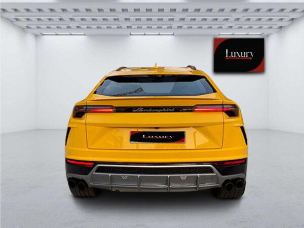LAMBORGHINI Urus - Image 3