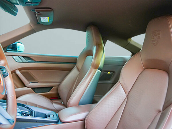 PORSCHE 911 - Image 4